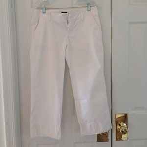 White Gap Capri