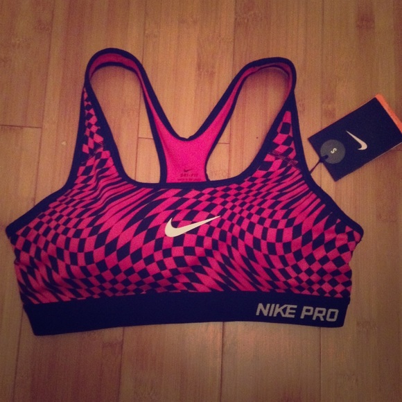 Nike sports bra
