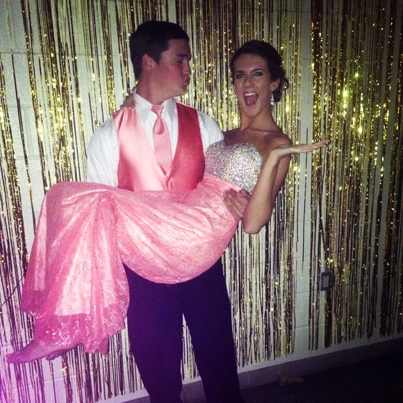 Prom Dress! - Picture 1 of 6