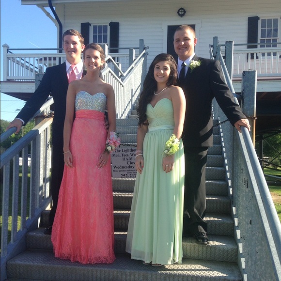 Prom Dress! - Picture 3 of 6