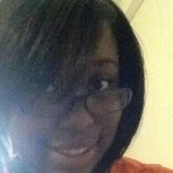 Meet your Posher, Tiara