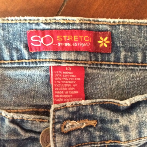 Shorts - Picture 3 of 3