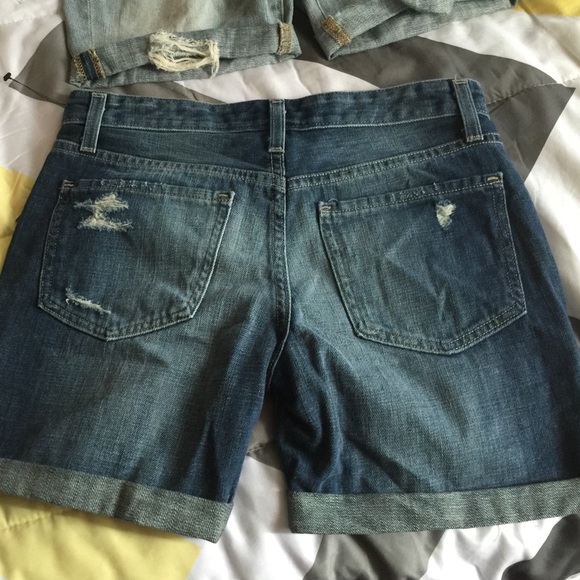 Shorts - Picture 2 of 2