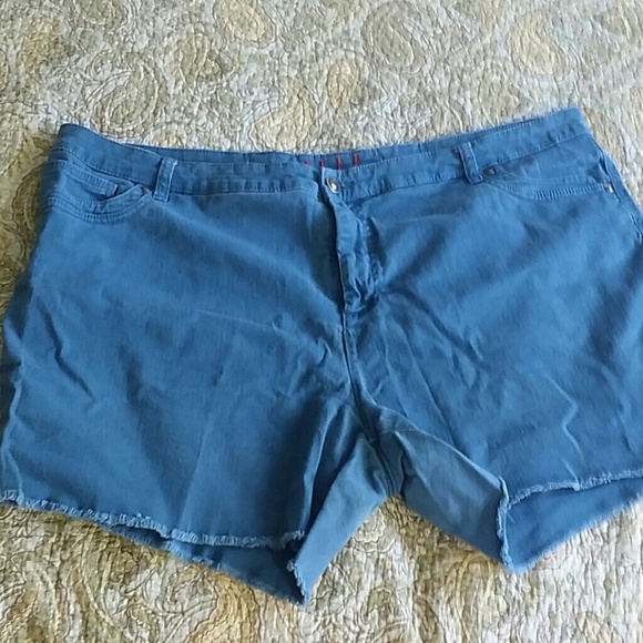 Elle New York Paris shorts