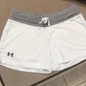 Under Armour Charged Cotton shorts!!