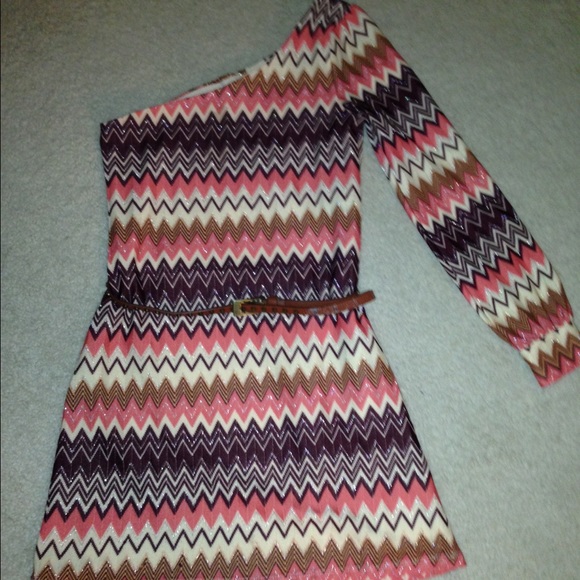 Trendy dress!