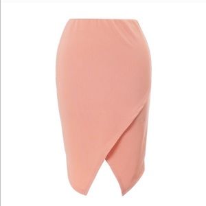 NEW! 🎉 Peach V cut Skirt! Never worn