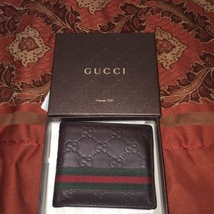 Authentic Gucci wallet