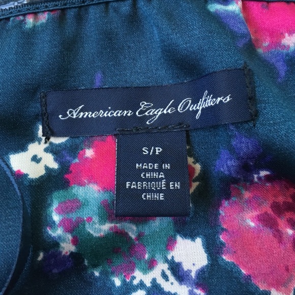 Strapless floral peplum American Eagle top - Picture 3 of 4