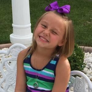 Meet your Posher, Lindsey