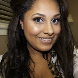 Meet your Posher, Candice