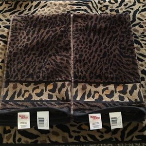 2 New With Tags 16x28 Aminal Print Handtowels