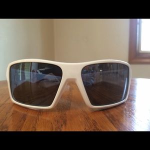 Men's white Oakley sun glasses