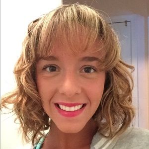 Meet your Posher, Casey