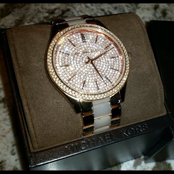 Michael Kors Watch - Picture 2 of 3