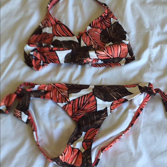 Jag bathing suit/never worn