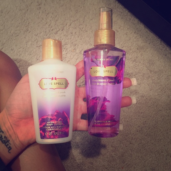 Victoria's Secret love spell lotion and perfume - Picture 1 of 1