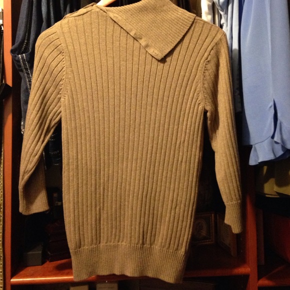 Sweater - Picture 2 of 2