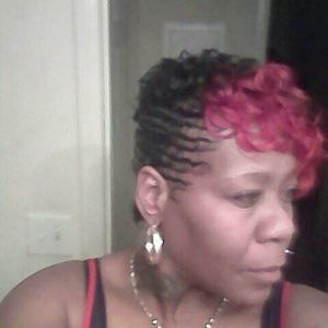 Meet your Posher, Latasha