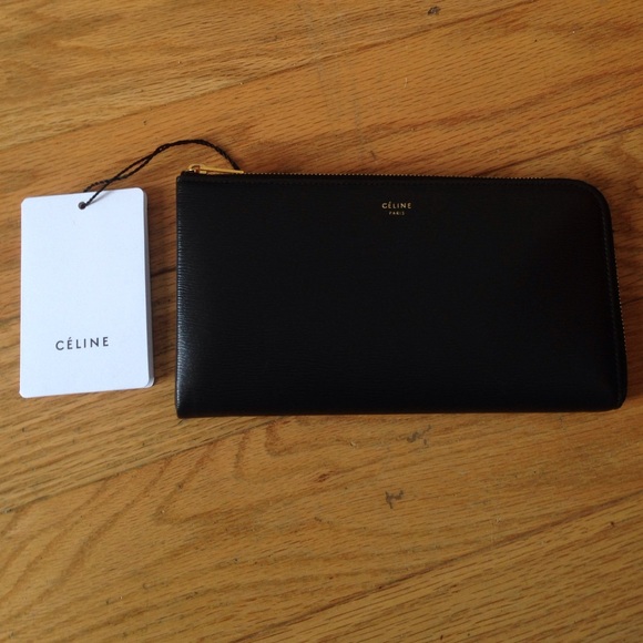 ✨RARE NWT✨Celine Large Half-Zip Wallet