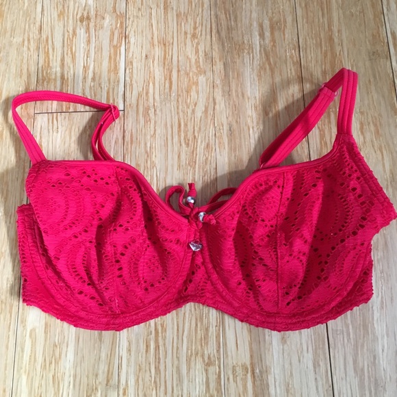 Red, crochet Freya bathing suit top size 32F