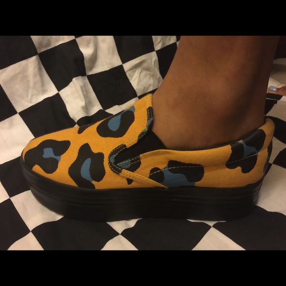 Jeffery Campbell Flatforms