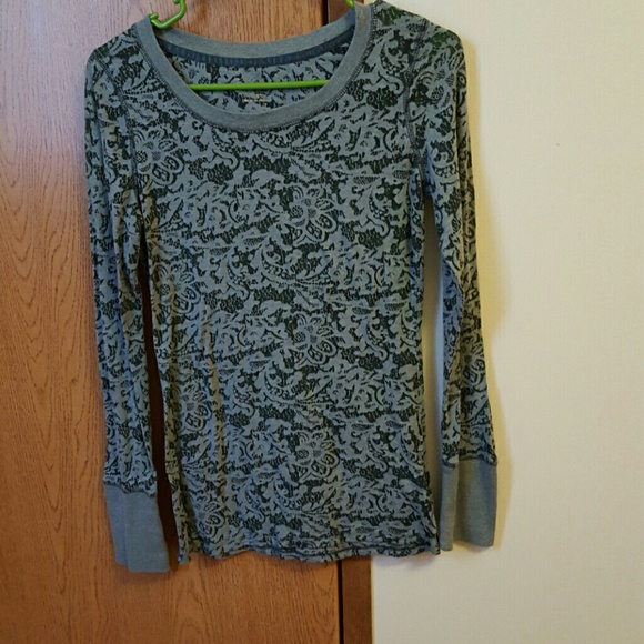 Maurices long sleeved shirt
