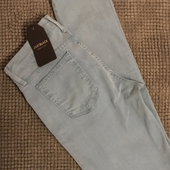 NWT Just Black Skinnies