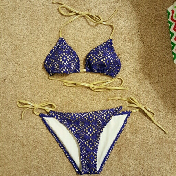 Bongo Bikini