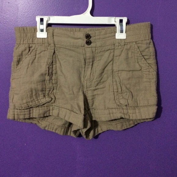 Khaki shorts