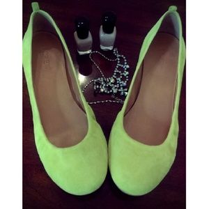 LIKE NEW J. Crew Yellow Suede Flats