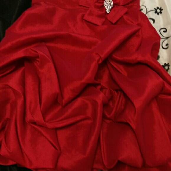 SOLD beautiful red dress - Picture 4 of 4