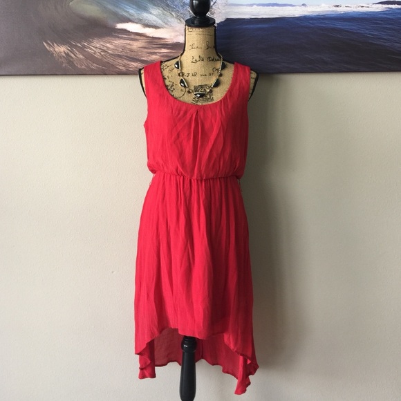 Love Reign Dresses & Skirts - LOVE REIGN Lightweight Hi-Lo Dress