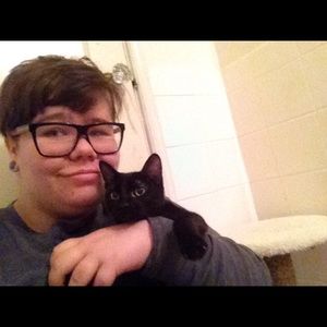 Meet your Posher, Ash