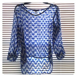 3/4 length hi-low blouse