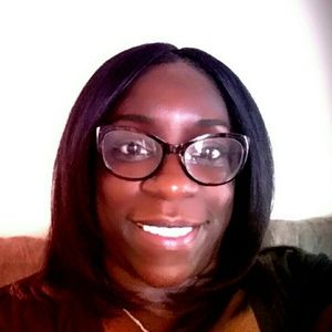 Meet your Posher, Deborah