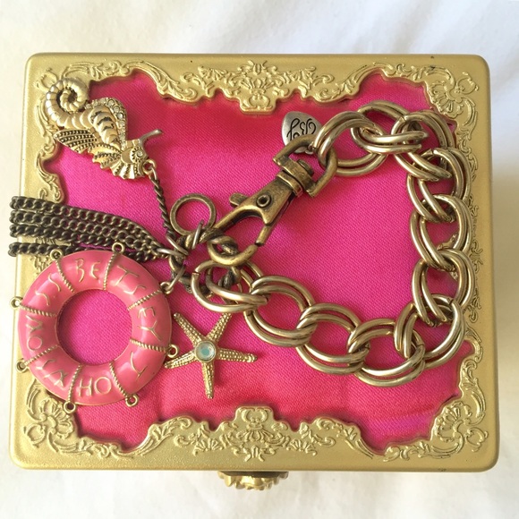 ❌SOLD❌ Betsey Johnson Nautical Charm Bracelet