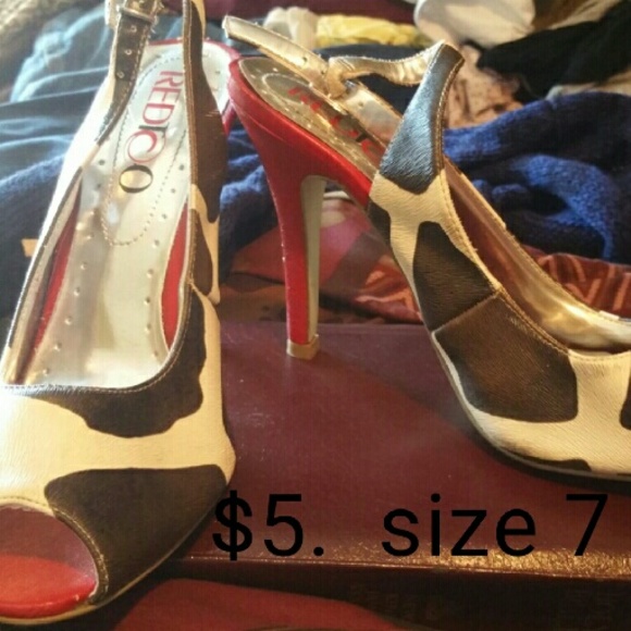 Red Tao heels - Picture 1 of 2