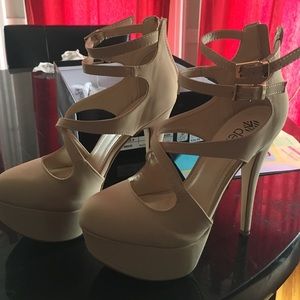 Nude platform heel