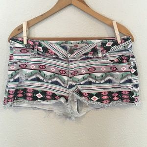 Charlotte Russe | Geometric Print Shorts