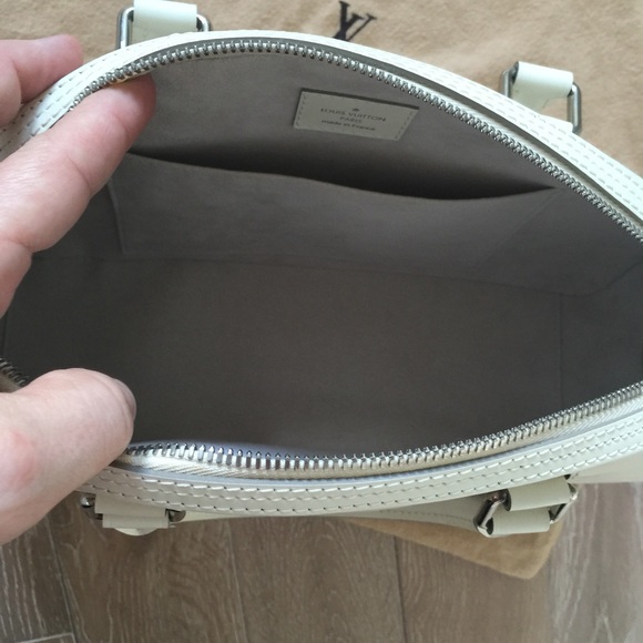 Additional Pics LV Jasmin Ivory Epi Leather - Picture 4 of 4