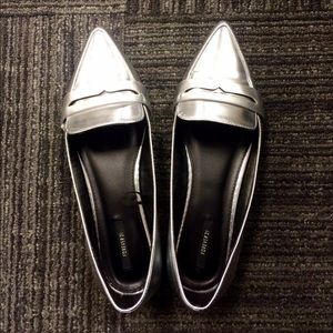 Silver flats