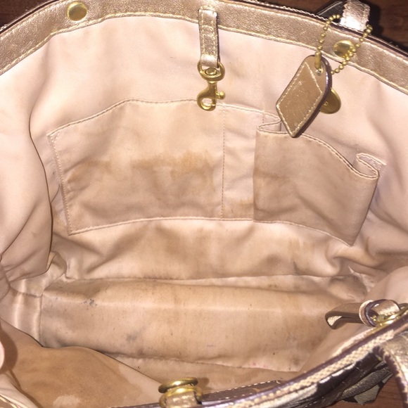 Authentic Coach handbag - Picture 3 of 3