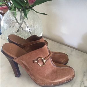 Authentic Gucci Horsebit suede clogs 9.5