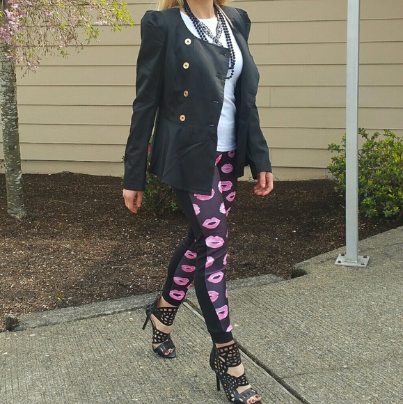 💋LAST 1💋BLOW ME A KISS JOGGERS - Picture 3 of 4