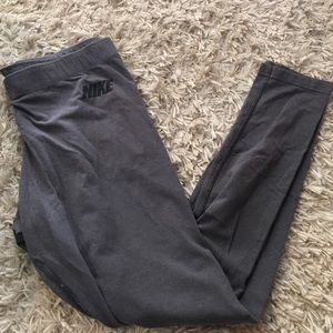 Nike leggings