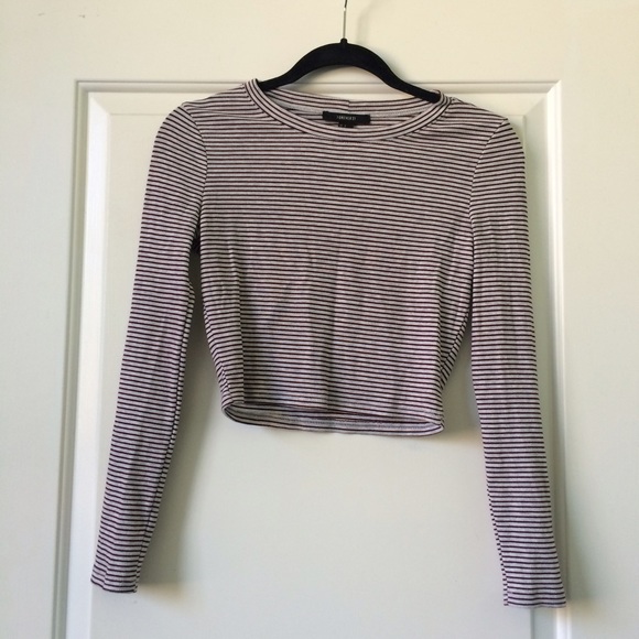 Forever 21 Striped Long Sleeve Crop Top