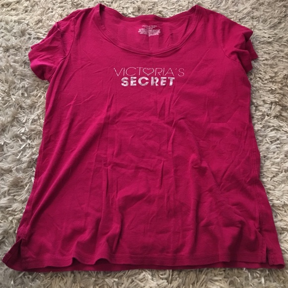 CS size large sleep shirt