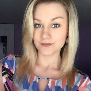 Meet your Posher, Jade