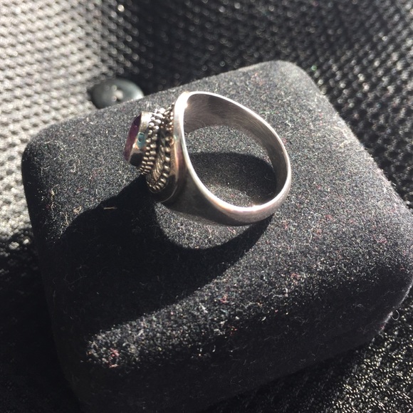 Artisan crafted sterling silver jewelry - Picture 2 of 4